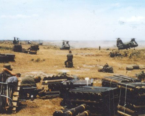 CH-46 helicopters from Marine Medium Helicopter Squadron 265 during Operation HASTINGS, July 1966. (U.S. Marine Corps)
